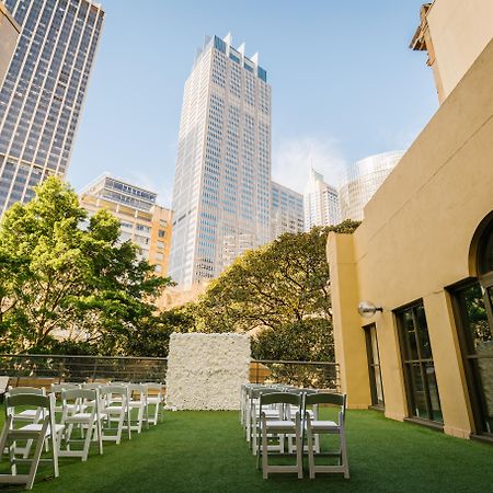 Sydney Harbour Marriott Hotel At Circular Quay Exteriér fotografie The rooftop garden at the San Diego Marriott