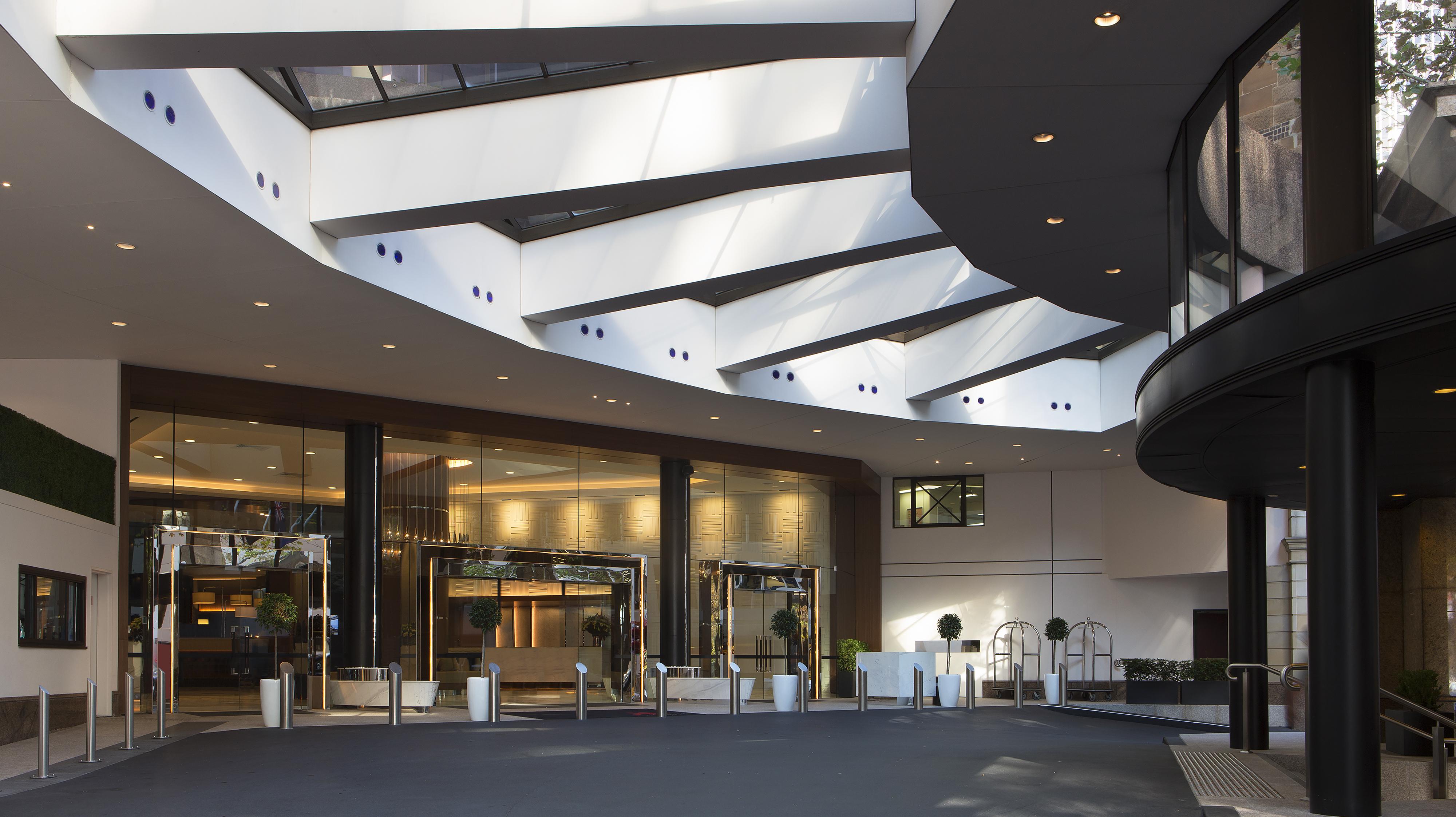 Sydney Harbour Marriott Hotel At Circular Quay Exteriér fotografie The lobby of the hotel
